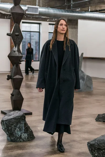 Look 27